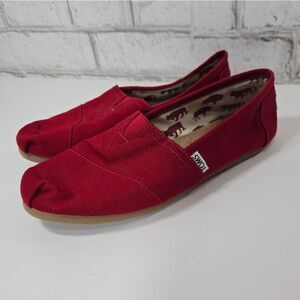TOMS *like new* red shoes